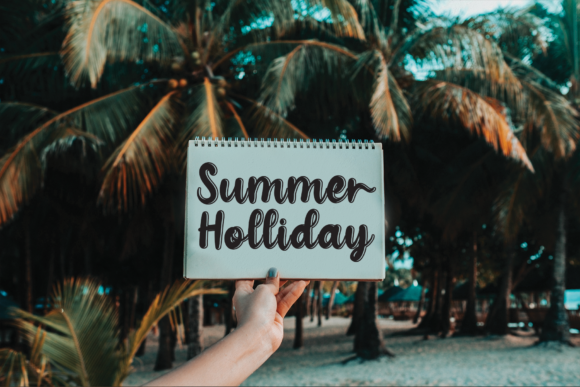 Holiday Weekend Font PNG with transparent background - Preview 1