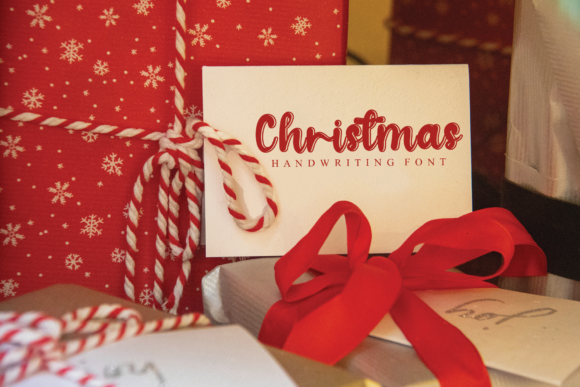 Holiday Weekend Font PNG with transparent background - Preview 2