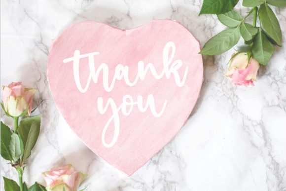 Birdlove Font - Preview 6