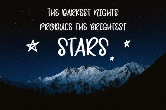 Half Moon Font PNG with transparent background - Preview 3