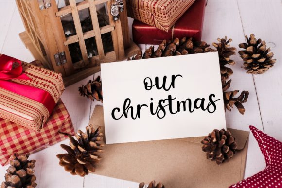 Happy Christmas Font - Preview 4