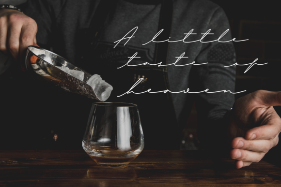 Chalysta Font - Preview 2