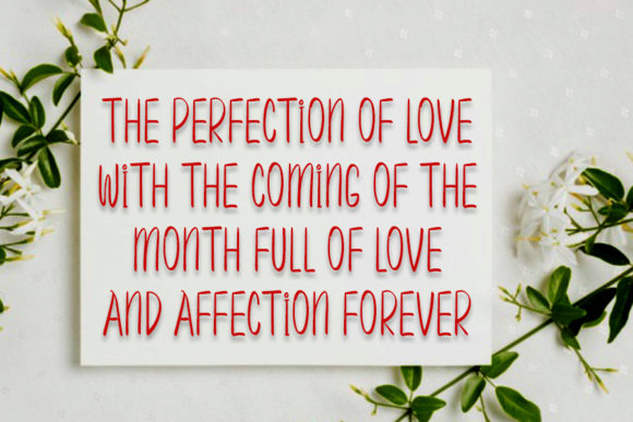 Christmas Darling Font - Preview 1