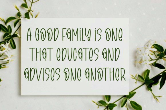 Family in Winter Font - Preview 1