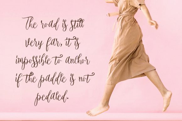 Beauty Green Font - Preview 3