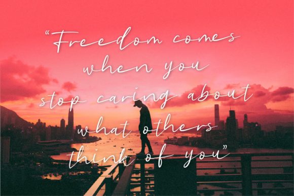 Good Sunset Font - Preview 2