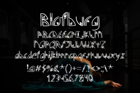 Blofburg Font - Preview 1