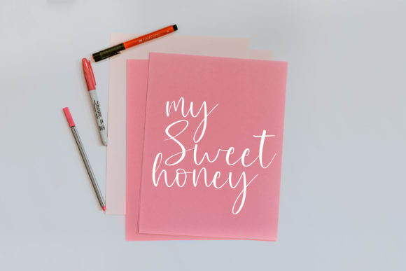 Grettisa Font - Preview 4