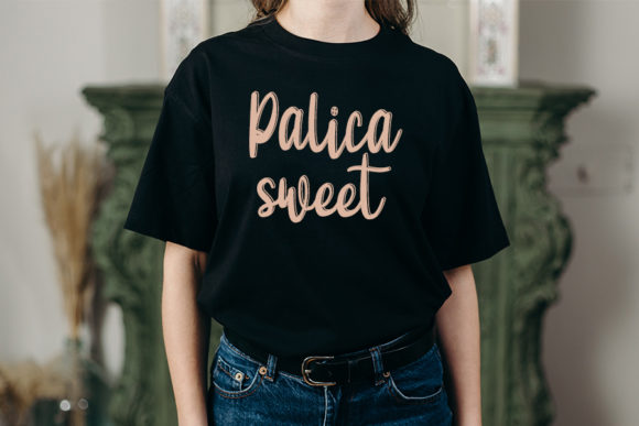 Daily Dolly Font - Preview 3