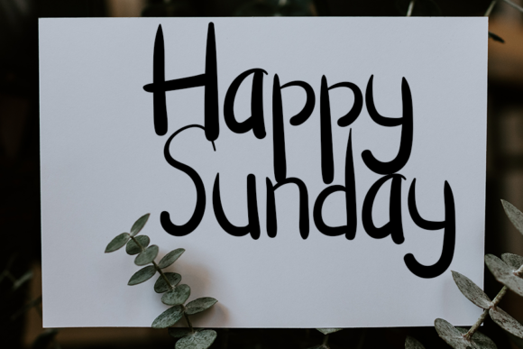 Happy Sunday Font - Preview 1