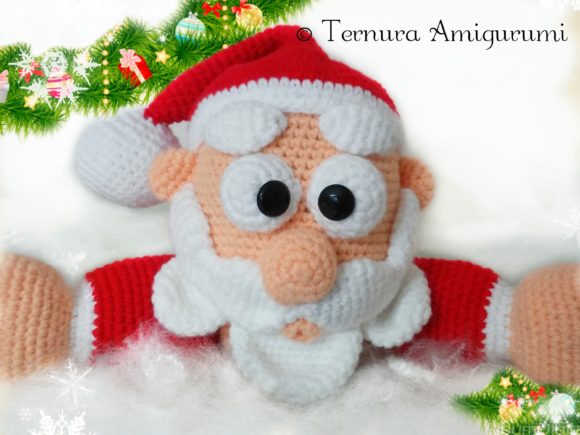 Large Santa Claus Crochet Decoration Pattern