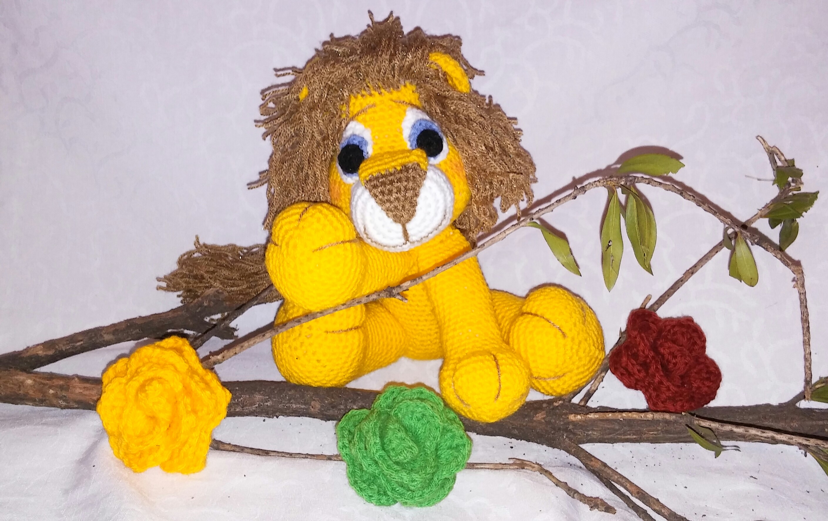 Pattern of Jack, the Lion and Flower