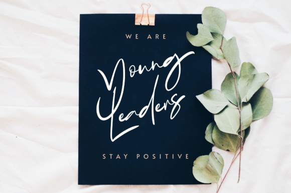 Bonyca Font - Preview 3