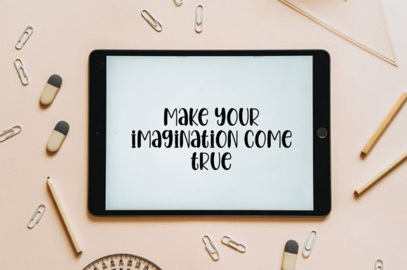 Lucky Shoes Font PNG with transparent background - Preview 1