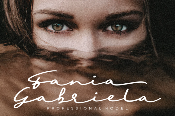 Sighnora Font font preview - 2