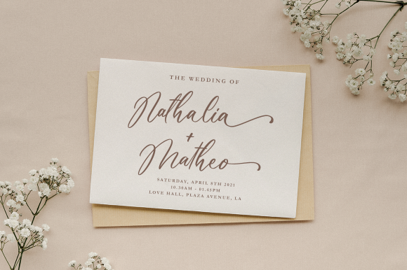 Butterline Font - Preview 3