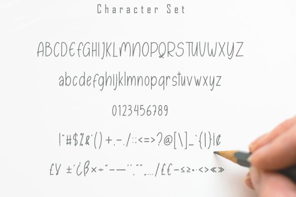 Esmonthy Font - Preview 4