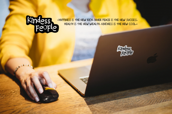 Creative Designer Font - Preview 4