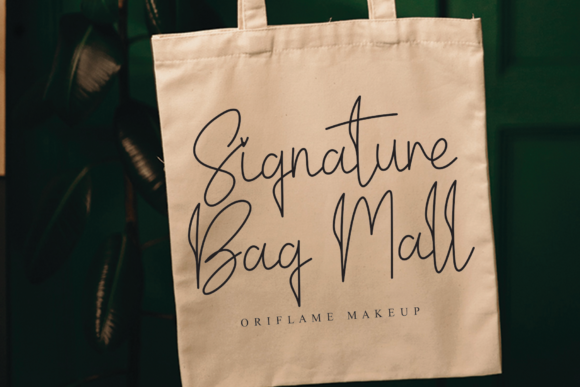 Delightful Font - Preview 1