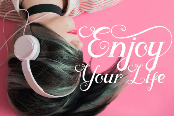 Besta Loving Font - Preview 5