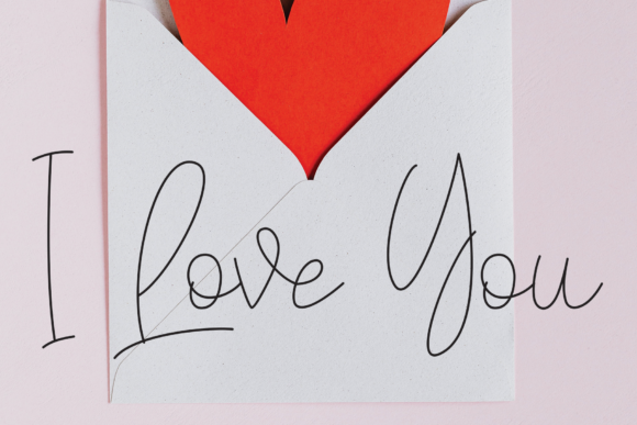 Butterly Font - Preview 4