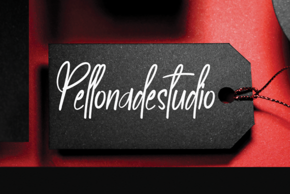 Amelanita Signature Font - Preview 4