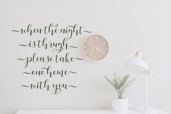 Hello Magnolia Font - Preview 5