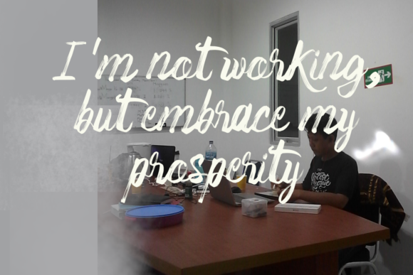 His Embrace Font PNG with transparent background - Preview 5