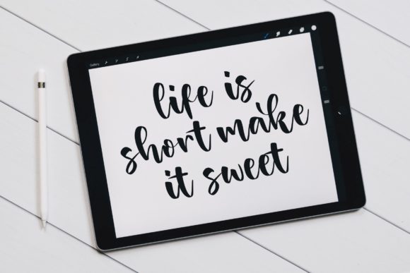 Danisha Font PNG with transparent background - Preview 1