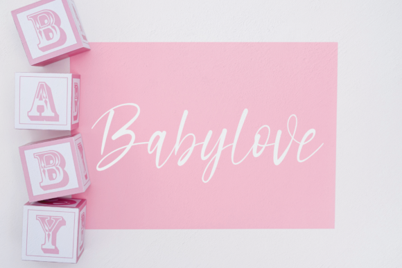 Butterflies Font - Preview 1