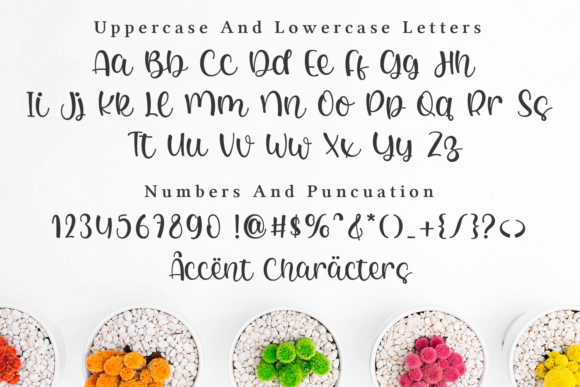 Holiday Font - Preview 1
