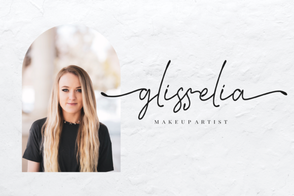 Cristtaline Font - Preview 3