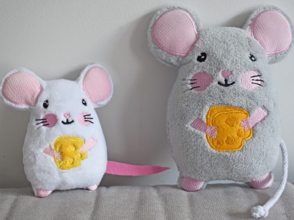 Mouse Stuffie ITH