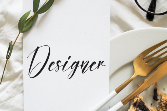 Alivelove Font - Preview 1