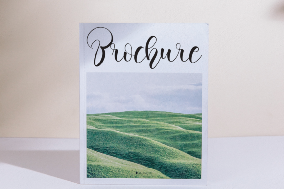 Bewitched Font - Preview 2