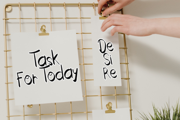 Bee Talk Font - Preview 1