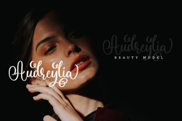 Genotesia Font - Preview 4