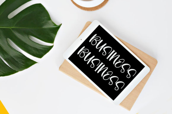 Butterlove Font - Preview 3