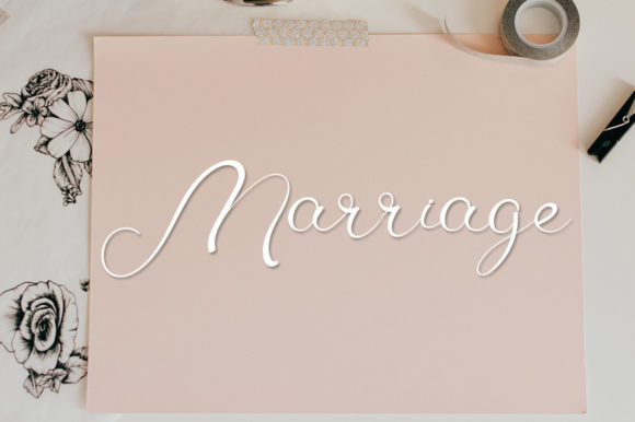 Charge Font - Preview 3
