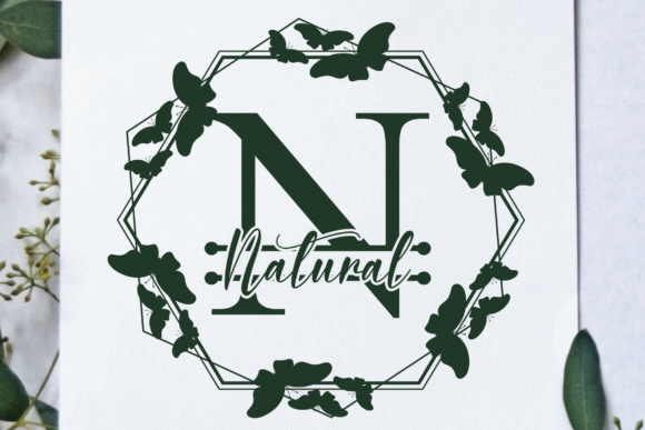 Butterflies Font - Preview 3
