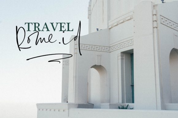 Everleigh Script Font - Preview 1