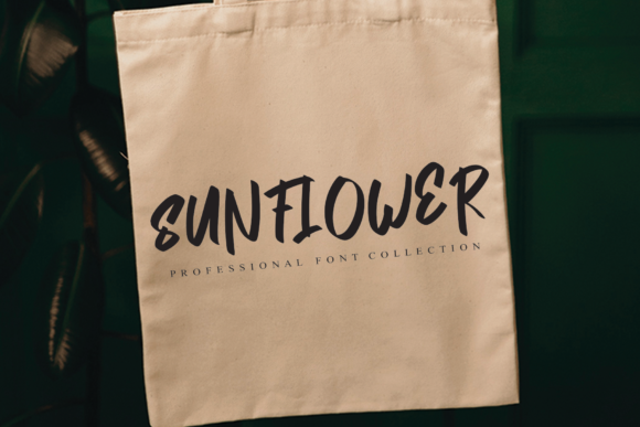 Humming Summer Font - Preview 1