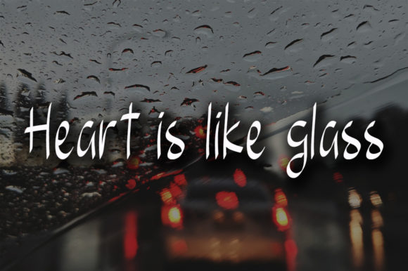 Glass Font - Preview 1