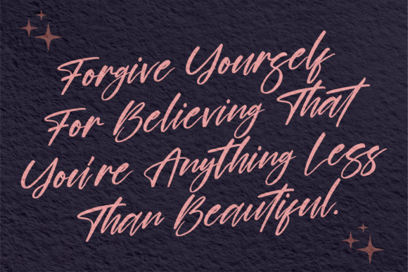 Britany Lovely Font - Preview 6