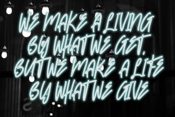 Beslyn Font - Preview 3