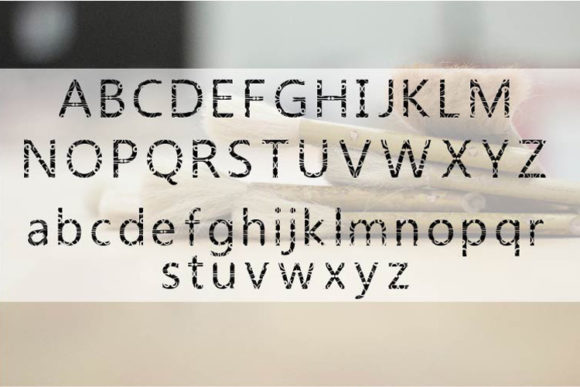 Ealing Font - Preview 1