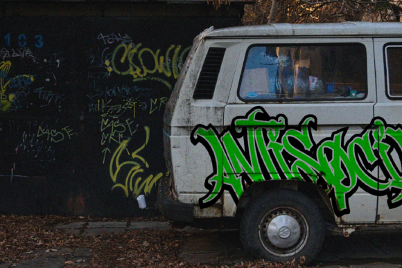 Hartrein Font font preview - 2