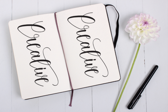 Melody Vintage Font PNG with transparent background - Preview 2