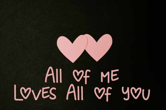 Castlove Font PNG with transparent background - Preview 4