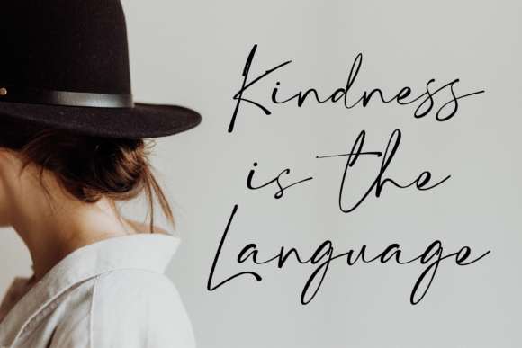 Hey Lovely Font - Preview 6